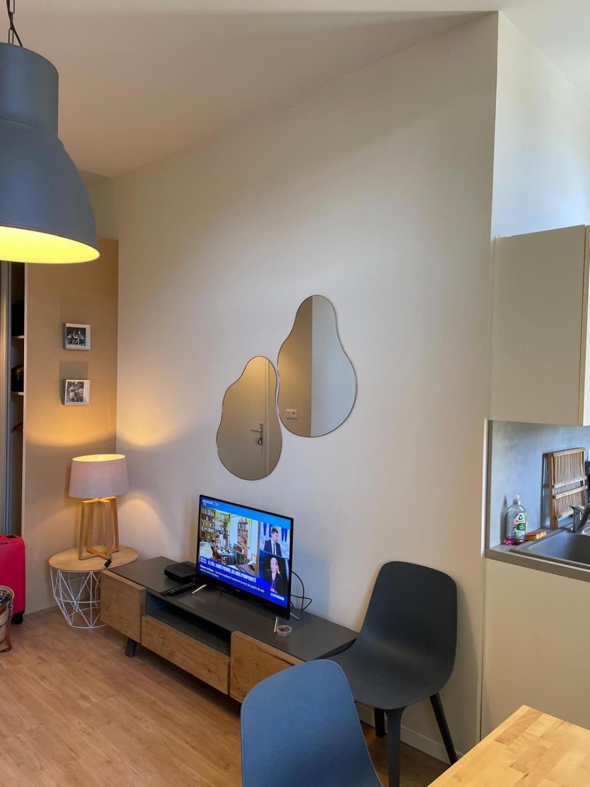 Emplacement Rare Elegant Appartement Avec Balcon Sur Le Canal Royal Sète Zewnętrze zdjęcie
