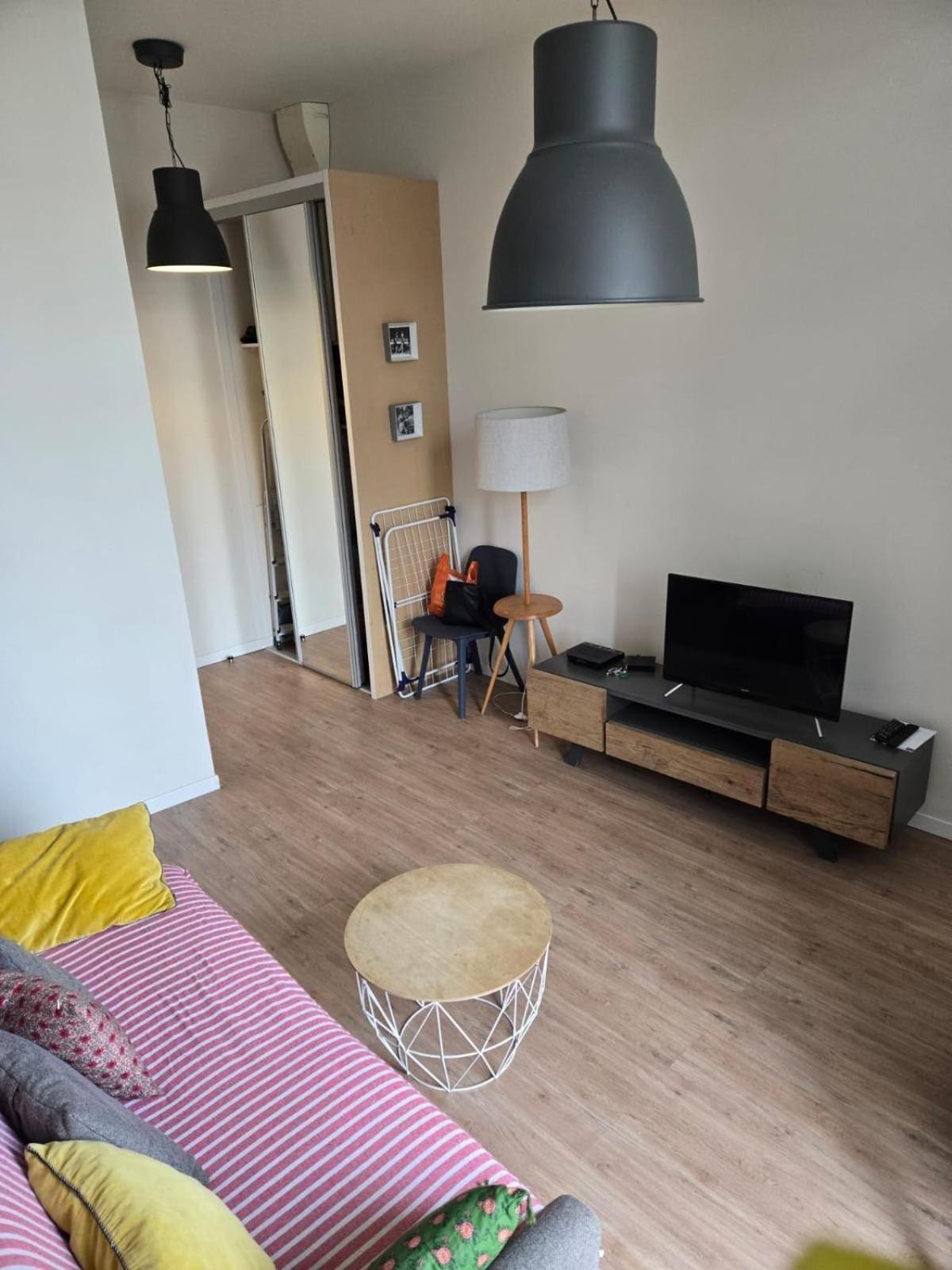 Emplacement Rare Elegant Appartement Avec Balcon Sur Le Canal Royal Sète Zewnętrze zdjęcie